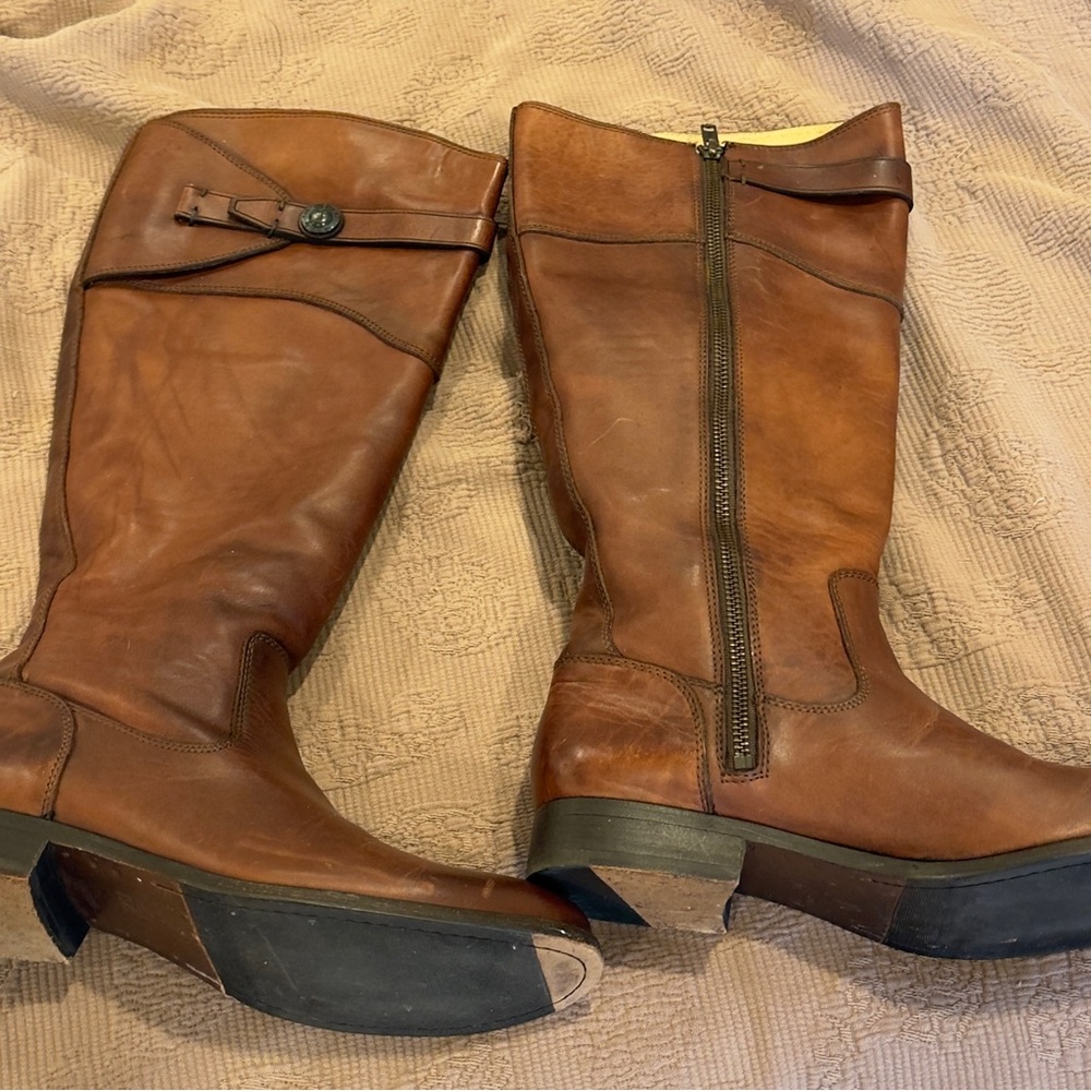 Frye Tan Leather Heeled Boots